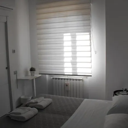 Dimora Chloe 4*