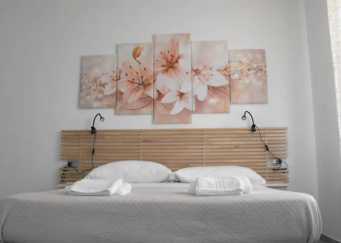 Dimora Chloe Bed & Breakfast 4*