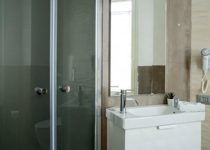 Dimora Chloe Bed & Breakfast 4*