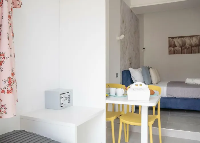 Dimora Chloe Bed & Breakfast